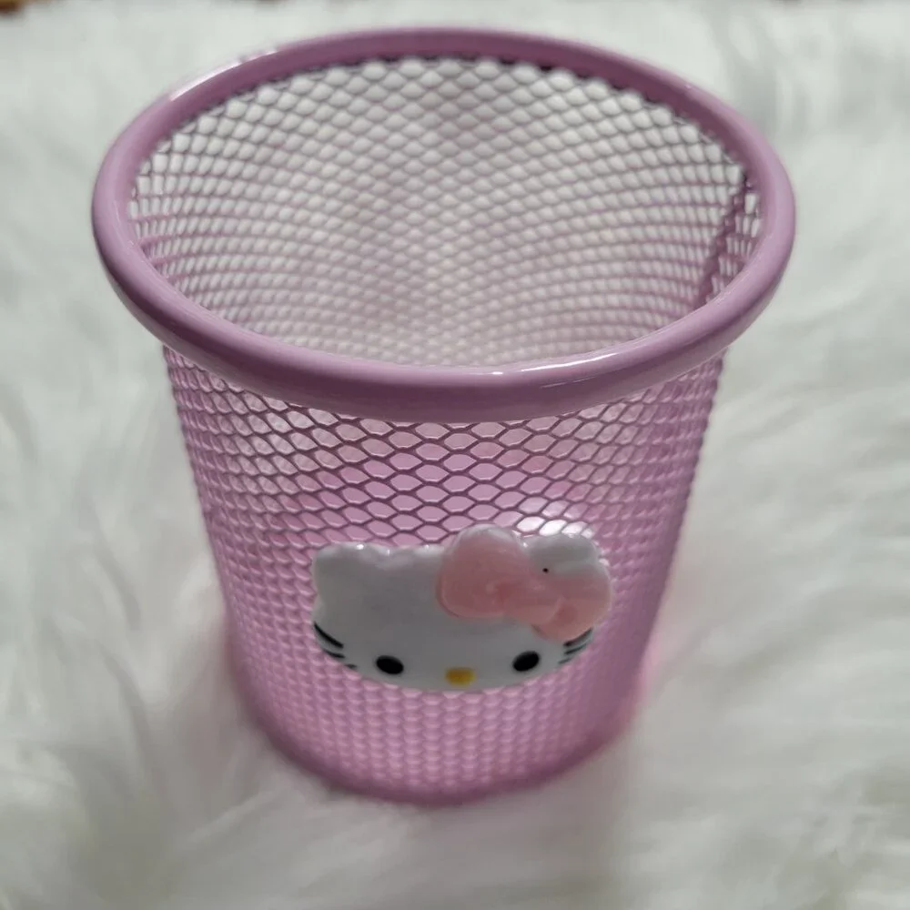 Hello Kitty Mesh Pen/Pencil Holder